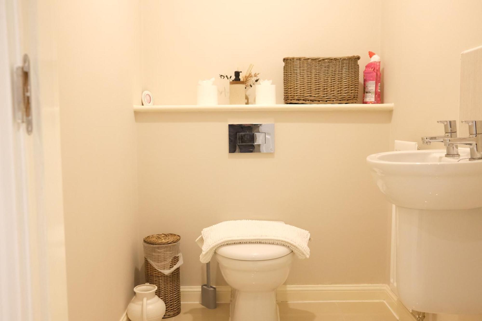 Luxury 6-Bedroom House 5 Minutes From Bicester Village Shopping Outlet Chesterton  Esterno foto