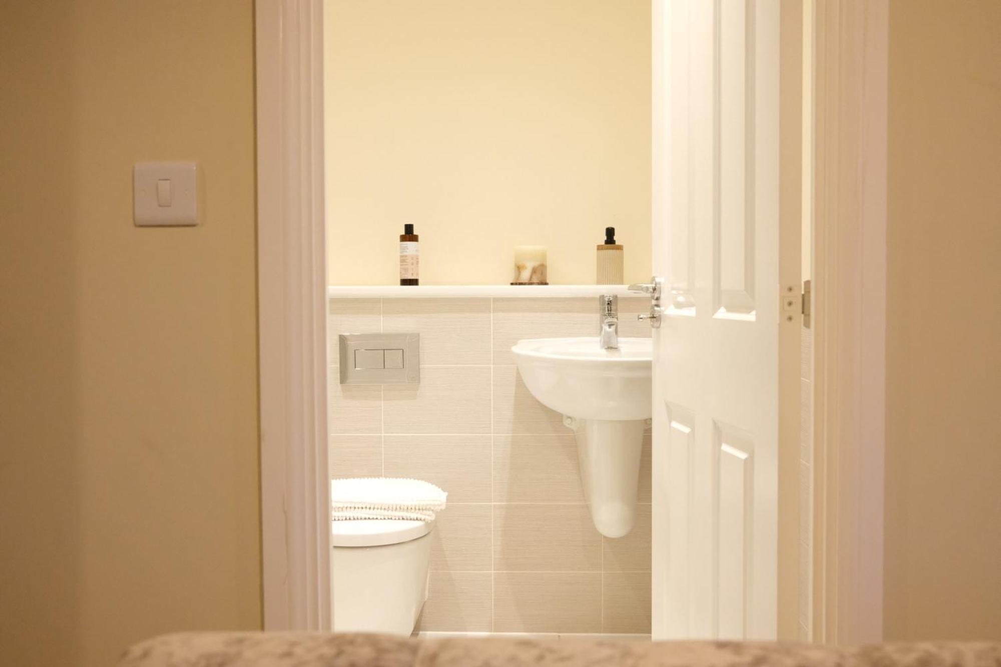 Luxury 6-Bedroom House 5 Minutes From Bicester Village Shopping Outlet Chesterton  Esterno foto