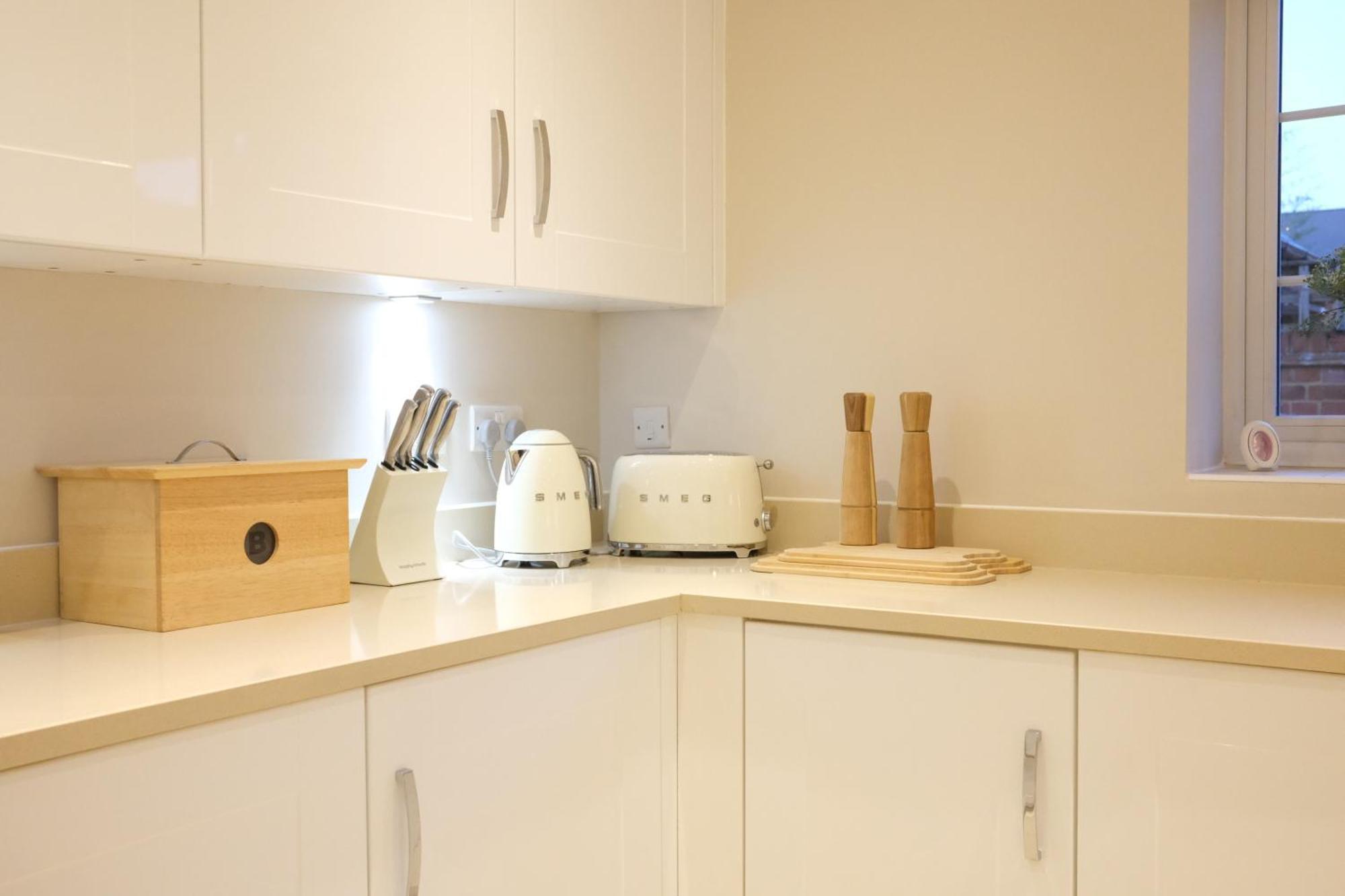 Luxury 6-Bedroom House 5 Minutes From Bicester Village Shopping Outlet Chesterton  Esterno foto